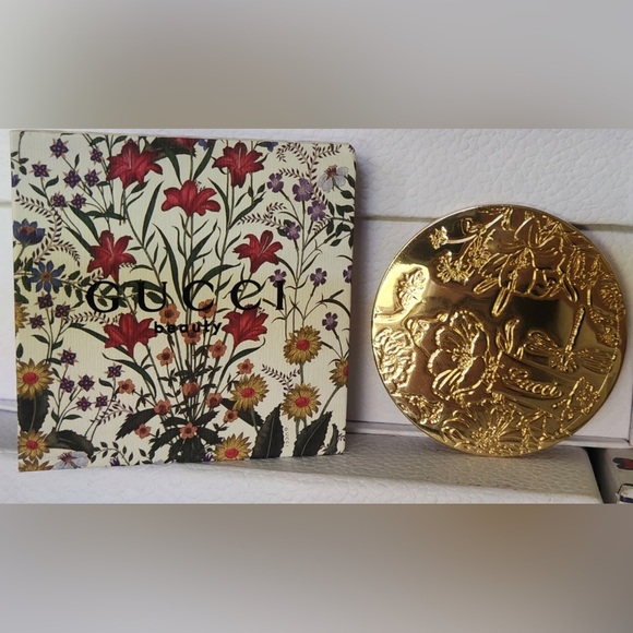 GUCCI PARFUMS NEW GUCCI
FLORA MIRROR, Metal case Gucci
FLORA Box included - Picture 2 of 4